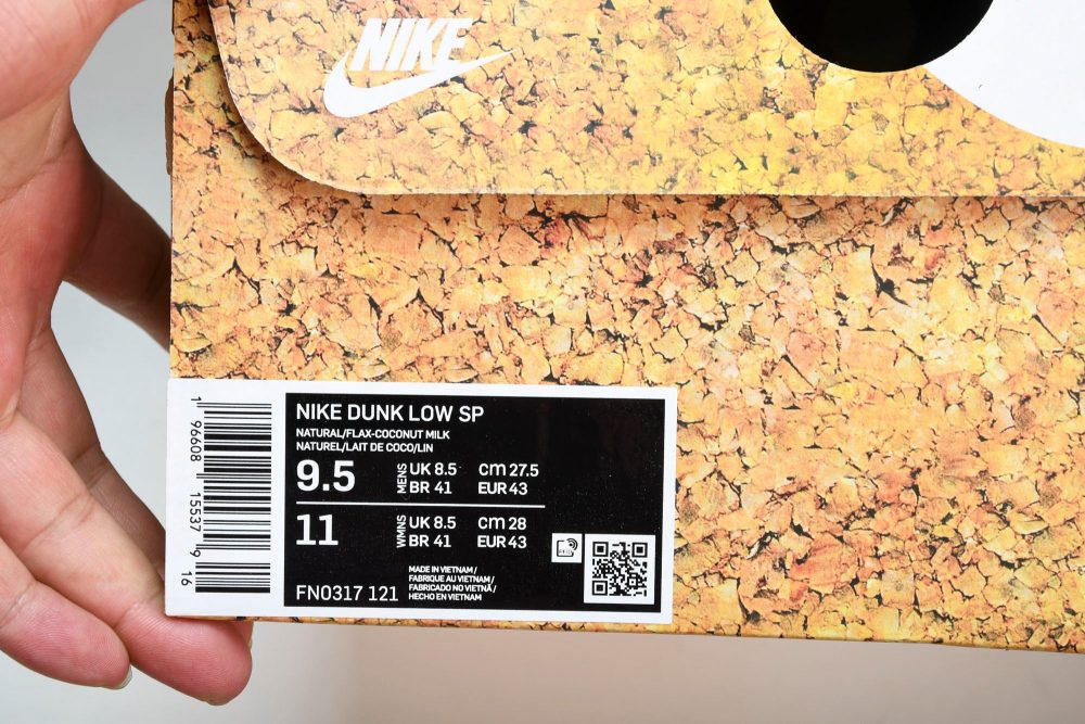 CLOT x SB Dnk Low 'Cork' - Image 32