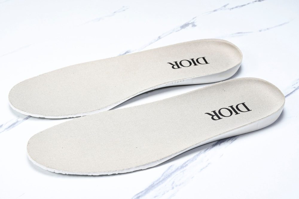 D1or B33 Gravity Leather 'Oblique Triple Beige' - Image 15