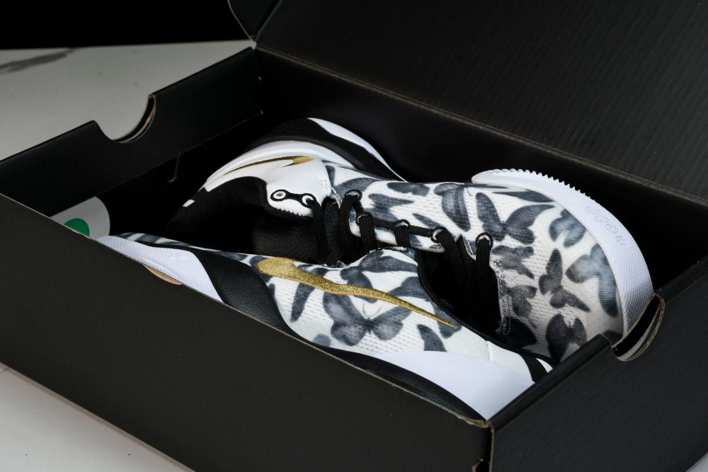 Kobe 8 Protro 'Mambacita' - Image 24
