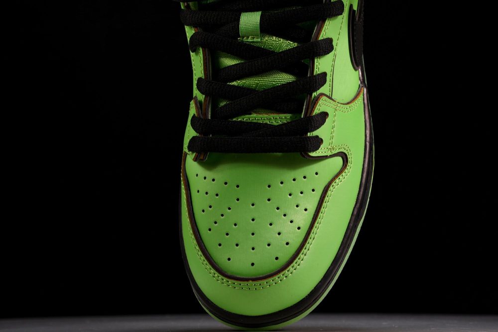 Powerpuff Girls x SB Dnk Low 'Buttercup' - Image 6