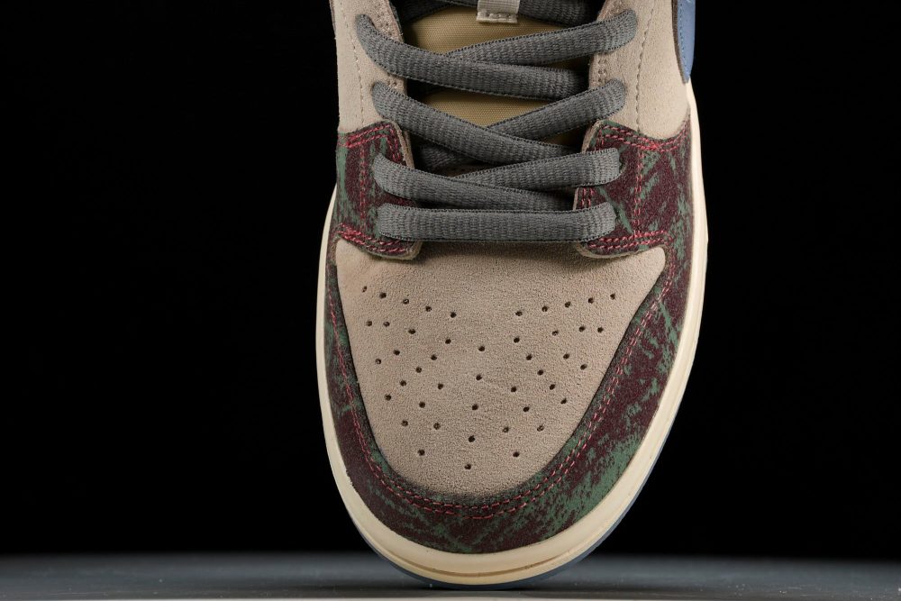 SB Dnk Low "Crenshaw Skate Club" - Image 6