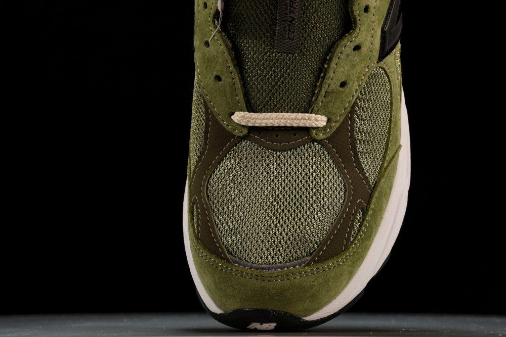 NB 990v3 x JJJJound 'Olive' - Image 6