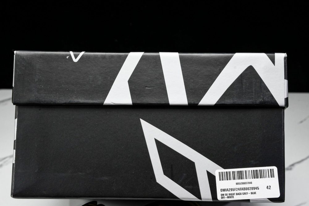 Off-White "Be Right Back" Sneaker 'New York' - Image 27