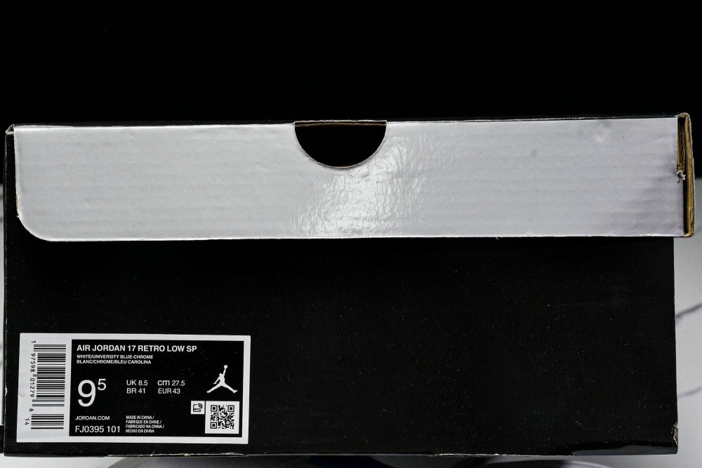 AJ17 Retro 'University Blue' (2024) - Image 26