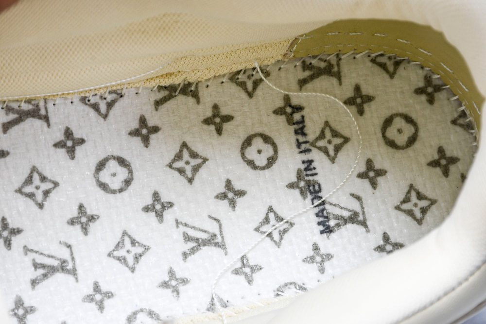 Louis Vuittоп Trainer Low Padded 'Beige' - Image 14