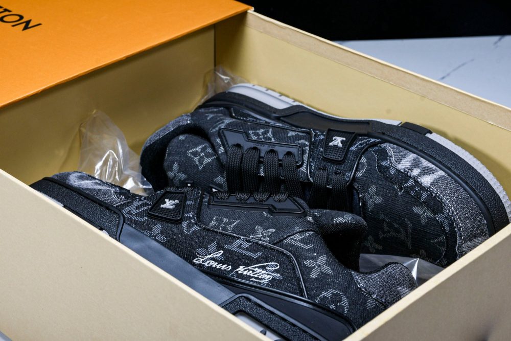 Louis Vuittоп Trainer Low 'Black Denim Monogram Textile' - Image 24