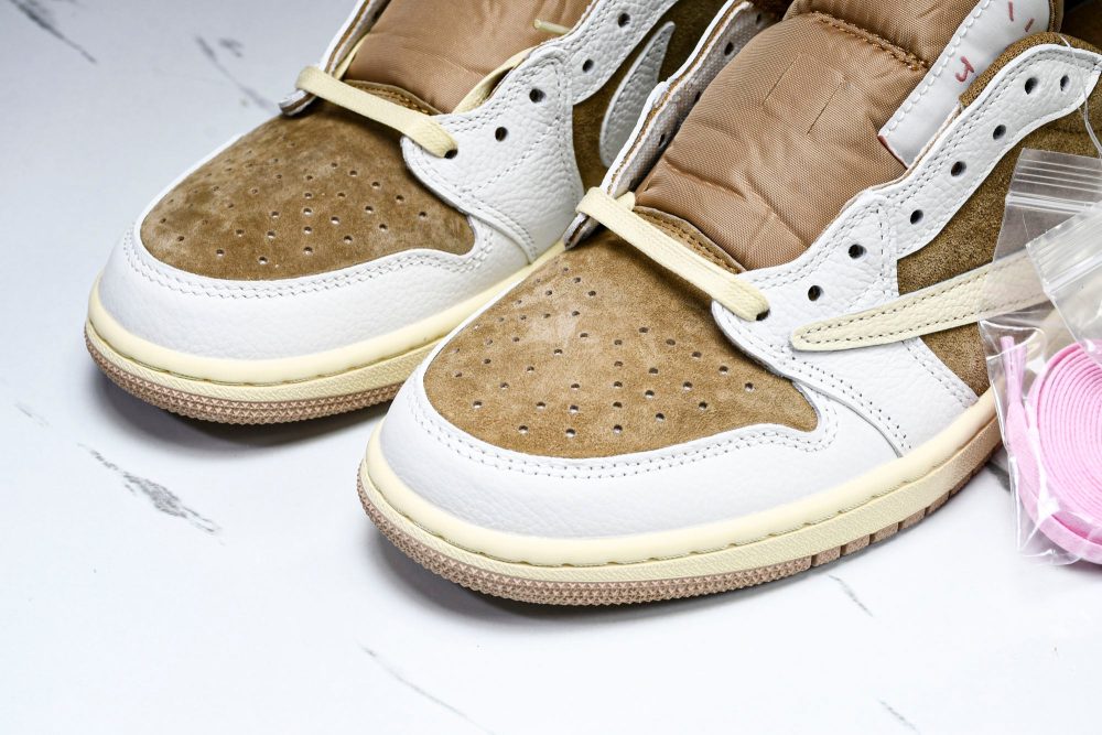 Travis Scott AJ1 Retro Low OG 'Sail Shy Pink' - Image 18