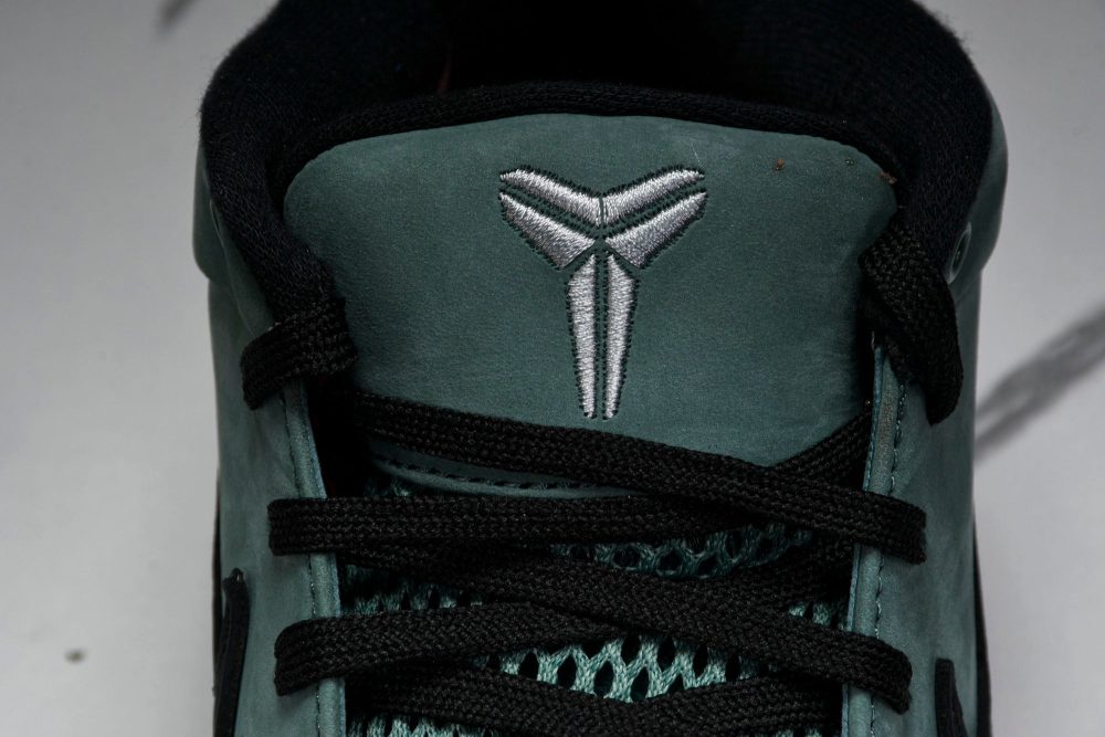 Kobe 4 Protro 'Girl Dad' - Image 11