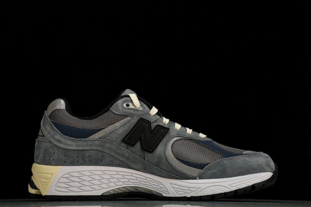 NB 2002R x JJJJound 'Storm Blue' - Image 3