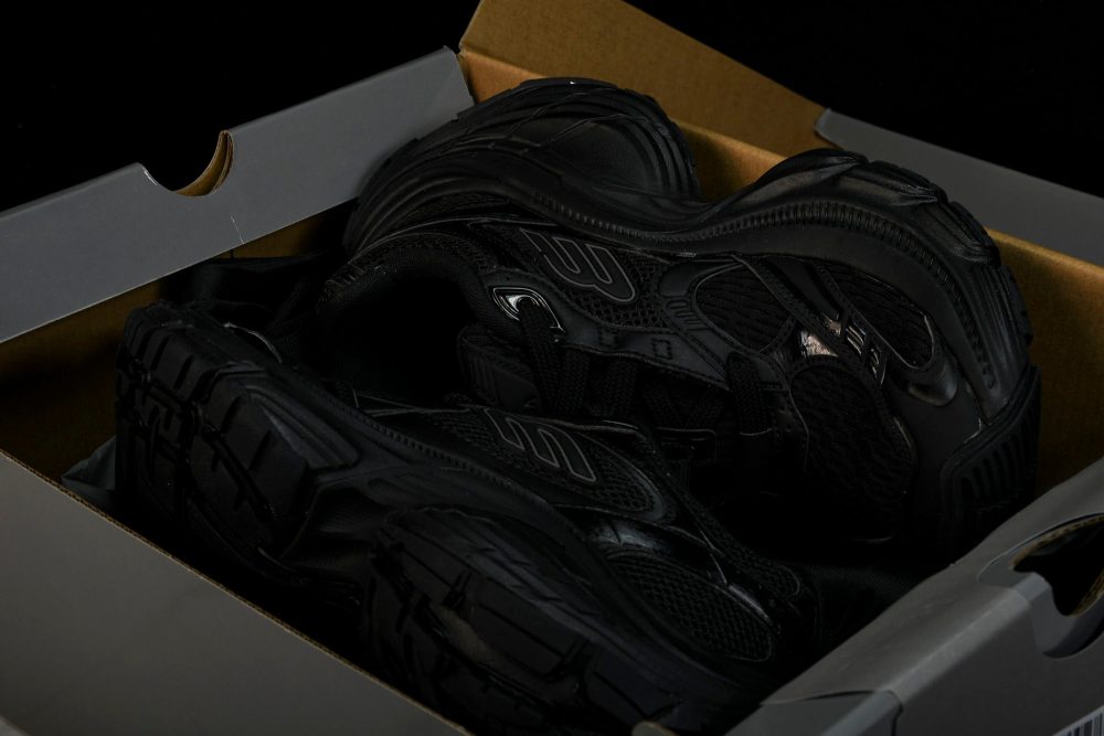 10XL Sneaker 'Black' - Image 23