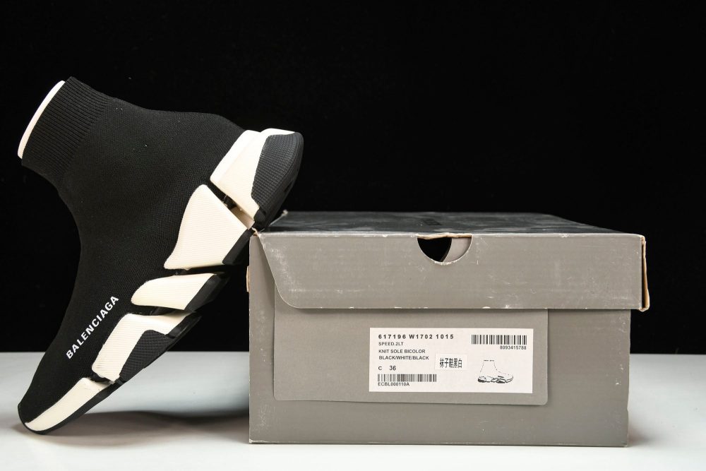 Speed 2.0 Trainers 'Black White' - Image 23