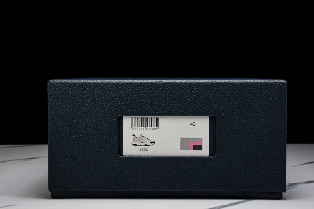 D1or B22 'Pale Pink Grey' - Image 25