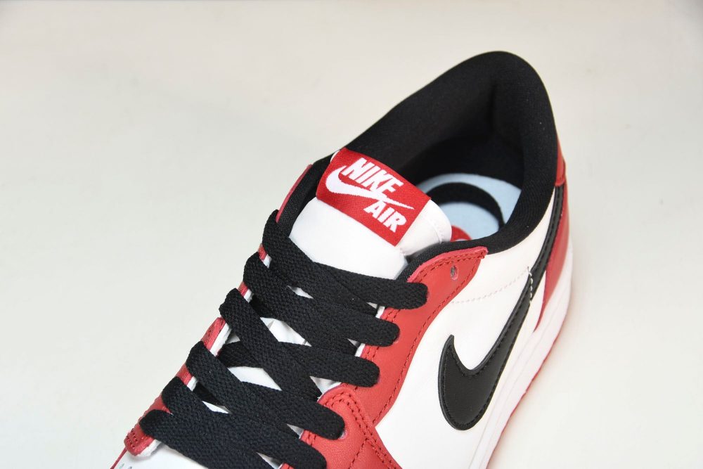 AJ1 Retro Low OG 'Chicago' - Image 11