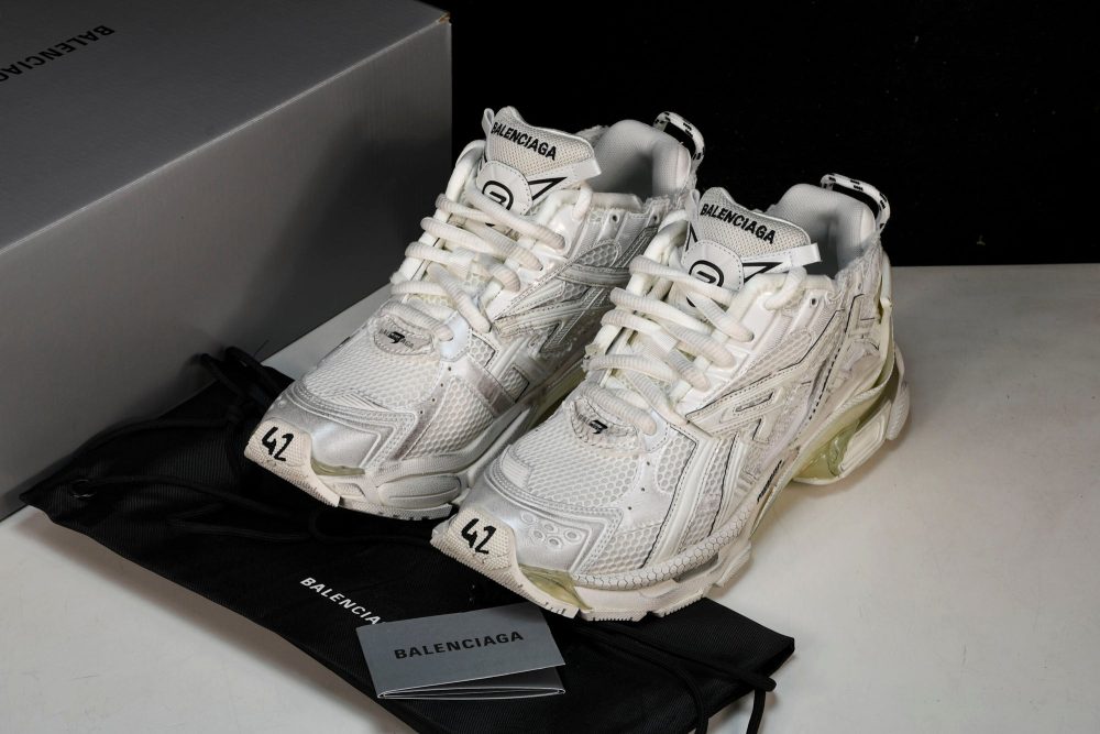 Runner 'White' - Image 22
