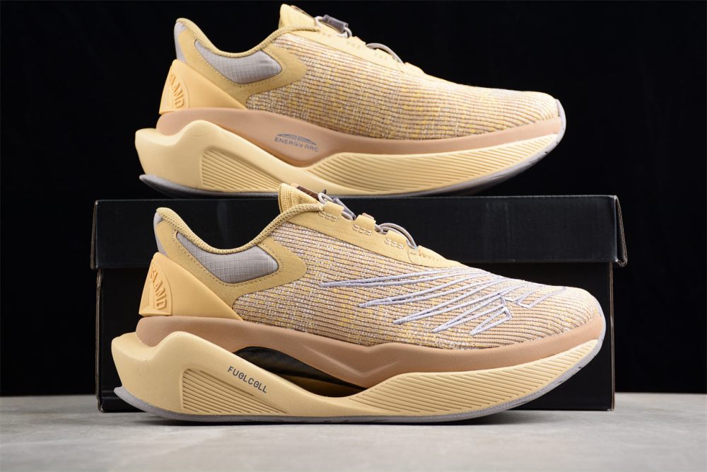 NB x Stone Island x Tokyo Design Studio FuelCell C_1 'Tan' - Image 15