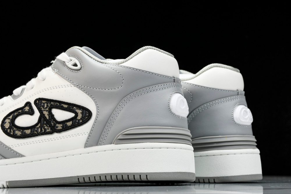 D1or B57 Mid-Top "Grey White' - Image 8