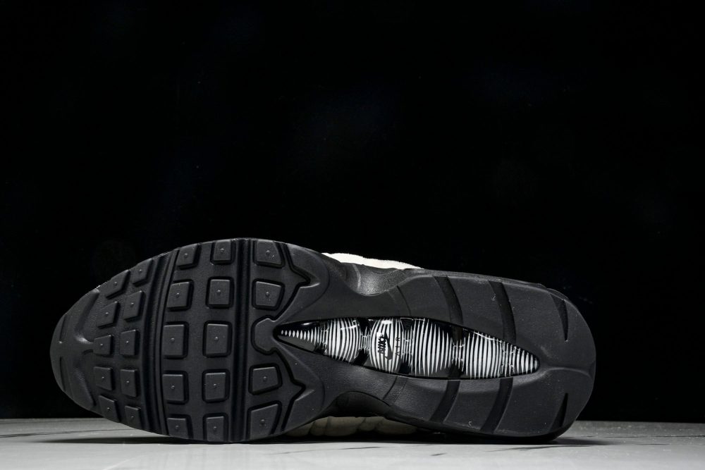 Comme des Garcons x AM95 'Grey' - Image 5