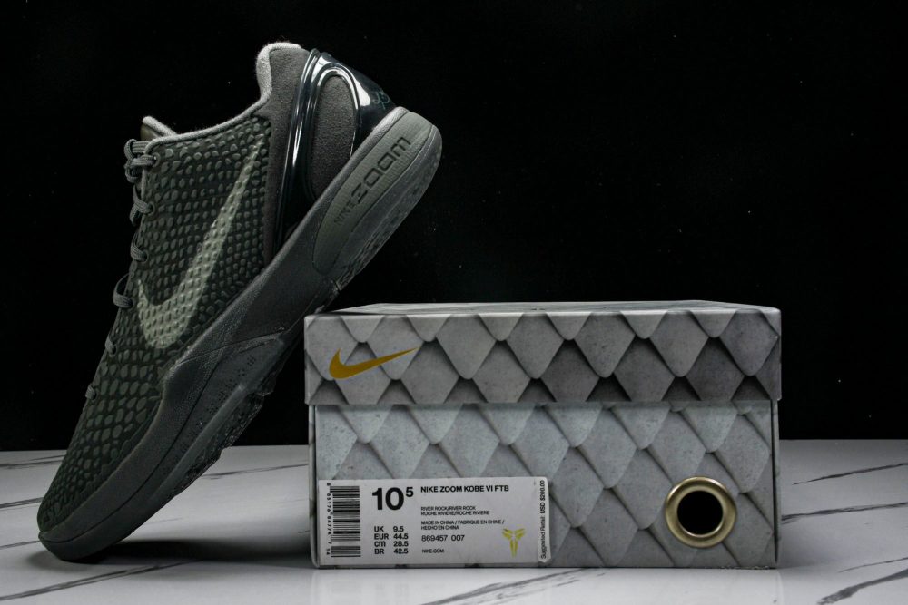 Kobe 6 'Fade to Black' - Image 25