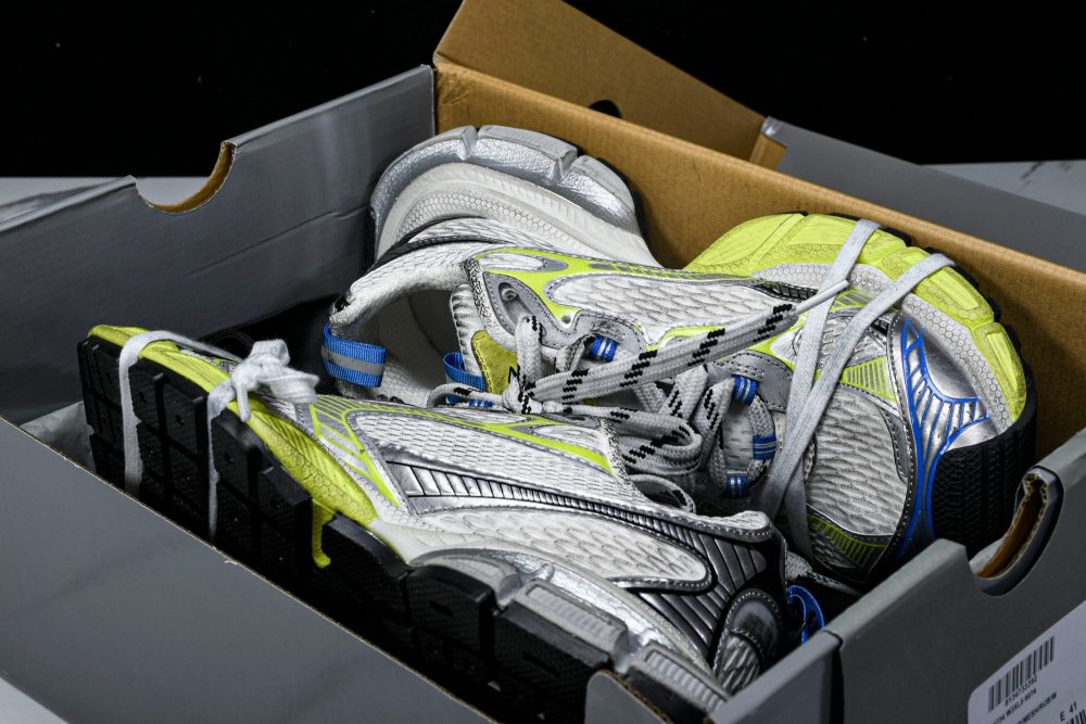 3XL Sneaker 'White Yellow Blue' - Image 23