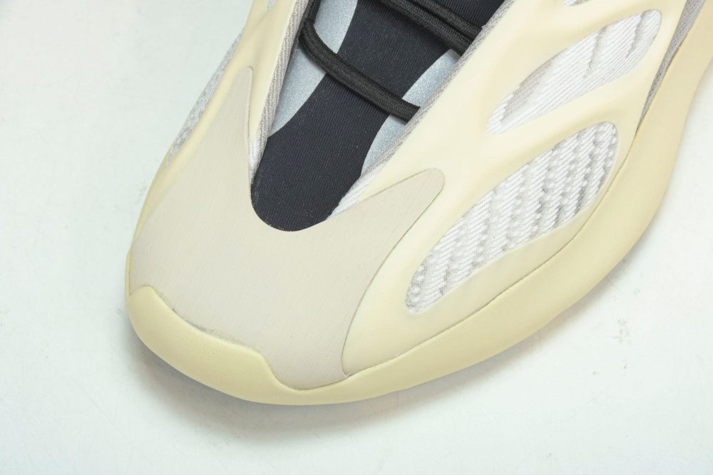 Yzy 700 V3 Azael - Image 10