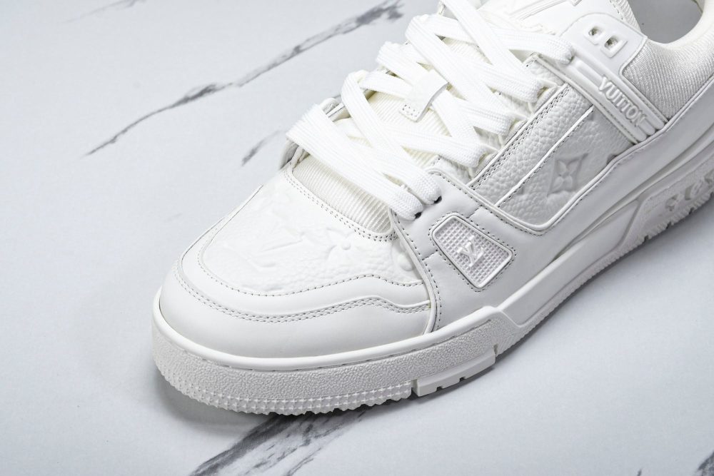 Louis Vuittоп Trainer Low 'White Embossed' - Image 9