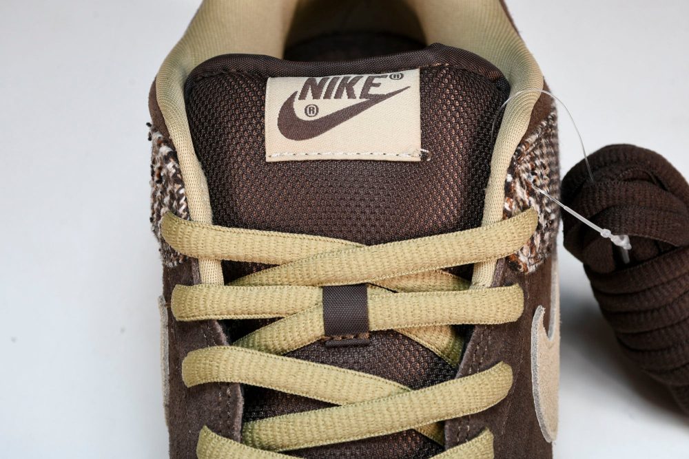 SB Dnk Low 'Tweed' - Image 11