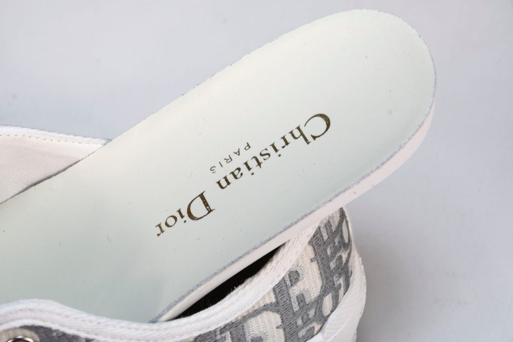 D1or Walk'N'D1or Platform Sneaker 'Oblique Grey' - Image 14