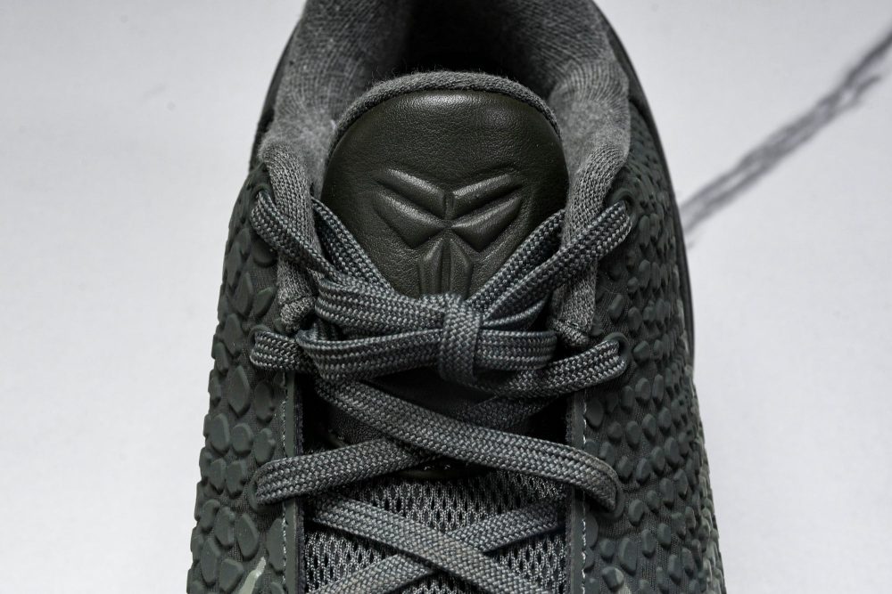 Kobe 6 'Fade to Black' - Image 12
