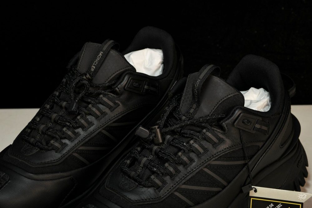Moncler Trailgrip GTX 'Black' - Image 18
