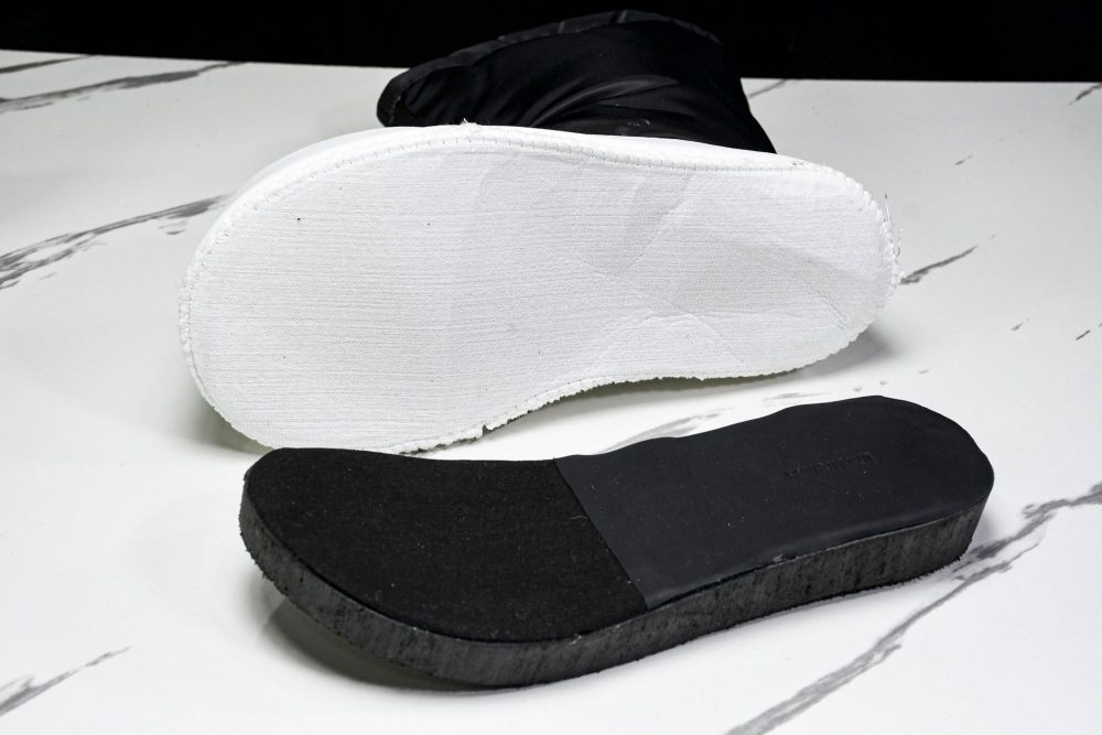 Вalenciaga Alaska Low Boot 'Black' - Image 13