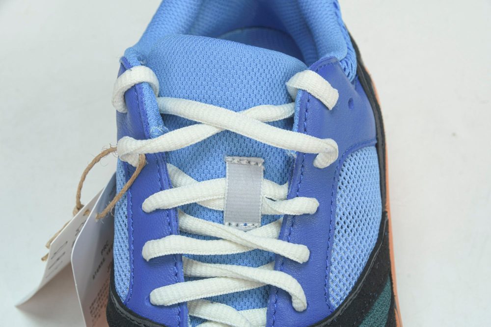 Yzy Boost 700 Bright Blue - Image 12