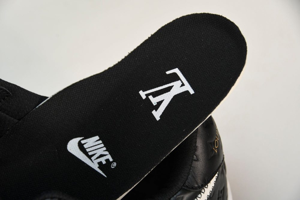 Louis Vuittоп x AF1 by Virgil Abloh 'Black' - Image 16