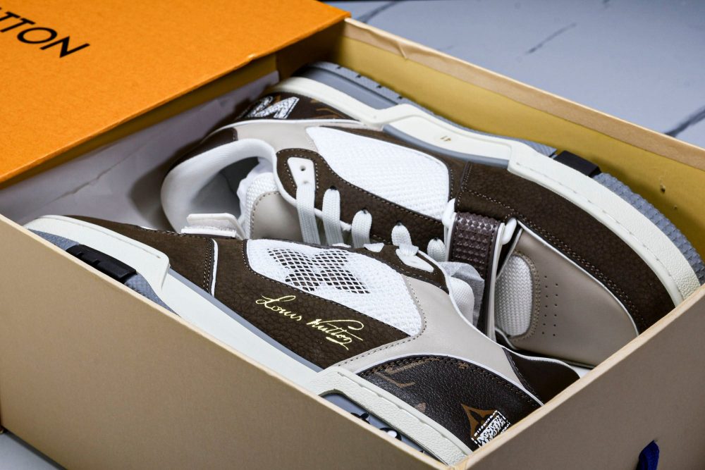 Louis Vuittоп Trainer Low Velcro Strap 'Mocha' - Image 26