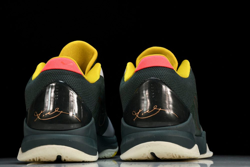 Kobe 5 Protro 'EYBL' - Image 7
