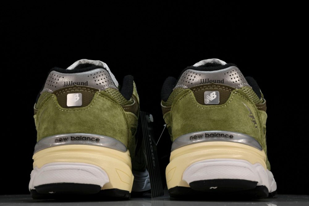 NB 990v3 x JJJJound 'Olive' - Image 7