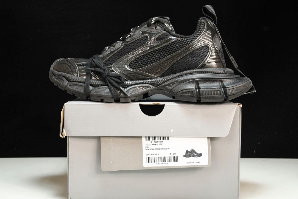 3XL Sneaker 'Black' - Image 28