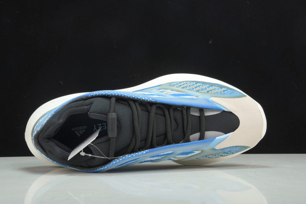 Yzy 700 V3 Arzareth - Image 4