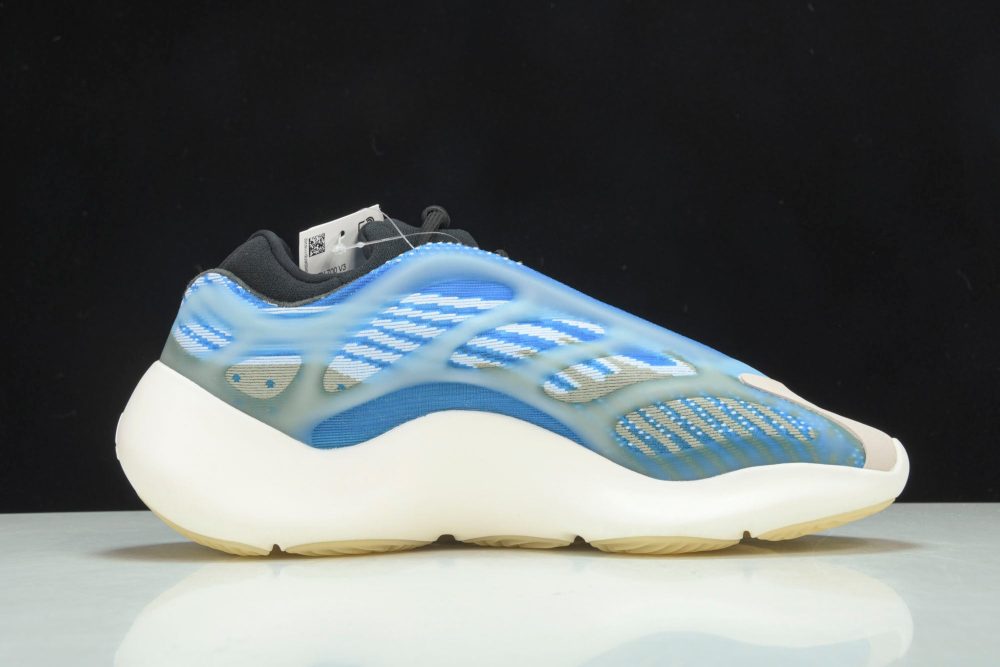 Yzy 700 V3 Arzareth - Image 3