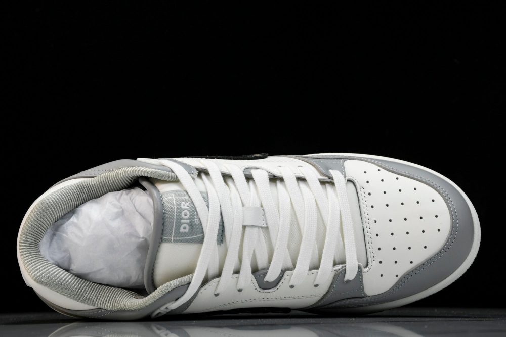 D1or B57 Mid-Top "Grey White' - Image 4