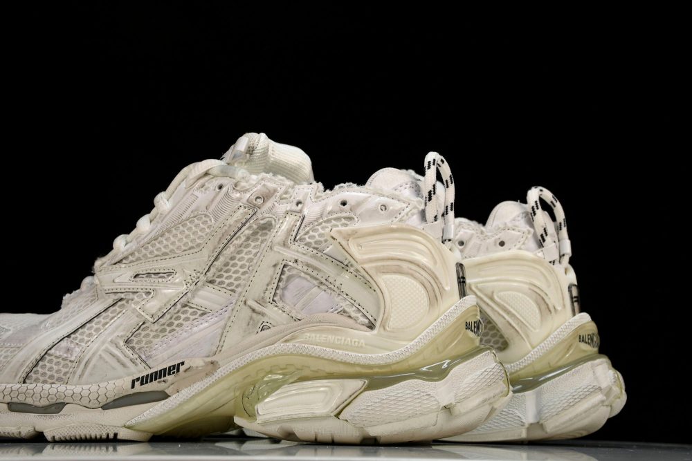 Runner 'White' - Image 8