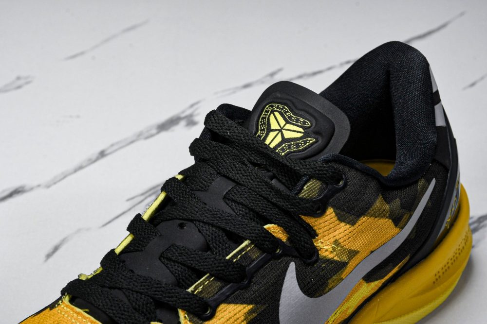 Kobe 8 XDR 'Black Yellow' - Image 10