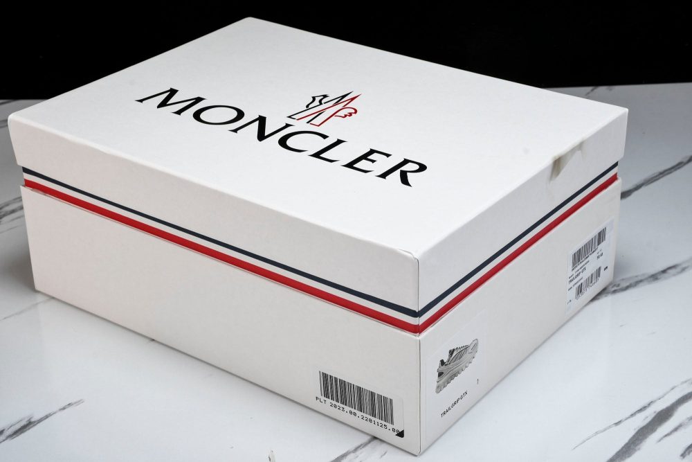 Moncler Trailgrip GTX 'Grey' - Image 26