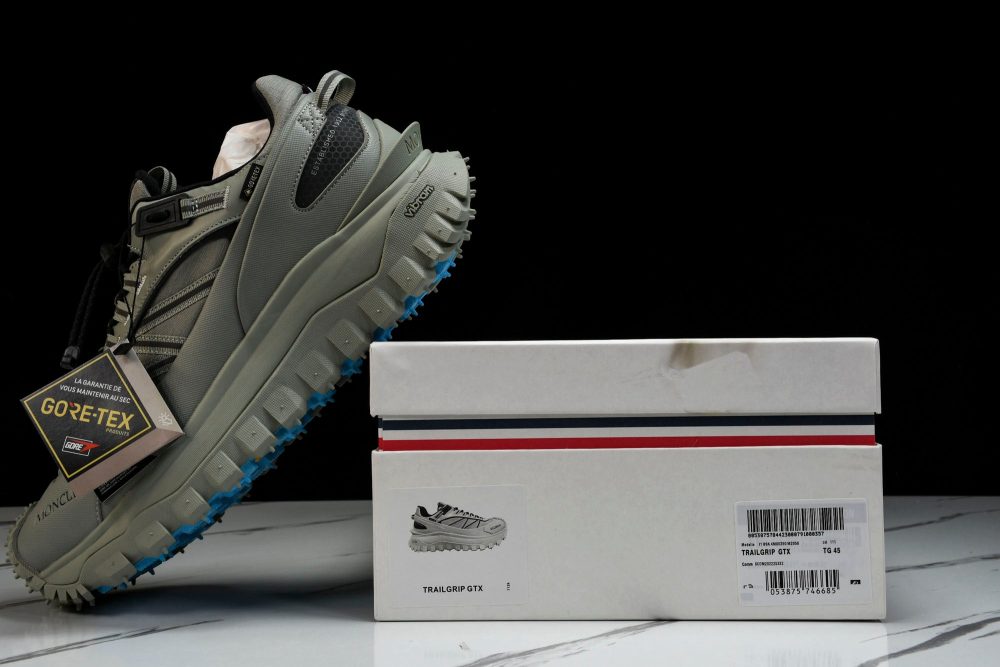 Moncler Trailgrip GTX 'Grey' - Image 24