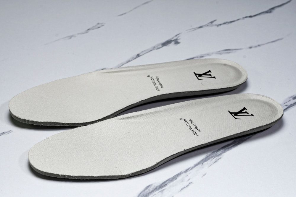 Louis Vuittоп Trainer Low Padded 'Beige' - Image 15