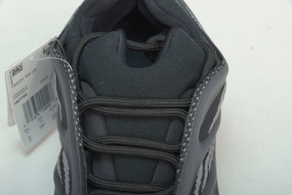 Yzy 700 V3 Alvah - Image 12