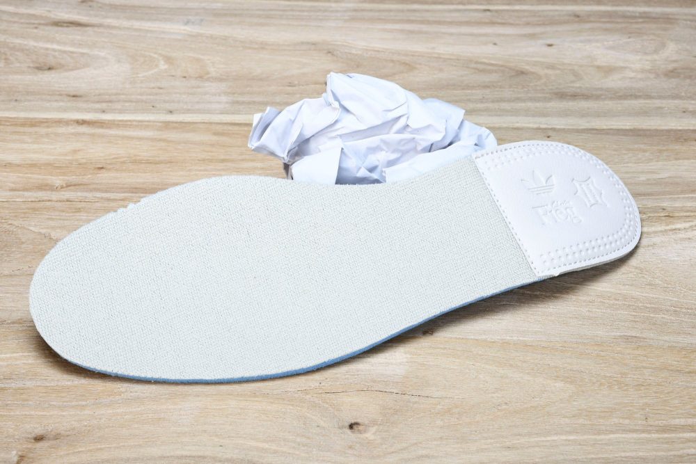 AD x Clarks '8th Street Samba' by Ronny Fieg 'Kithmas Multi' - Image 17