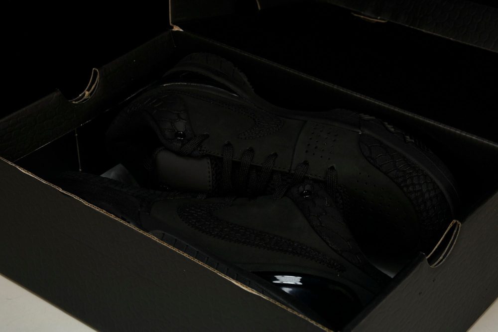Kobe 4 Protro 'Gift of Mamba' - Image 24