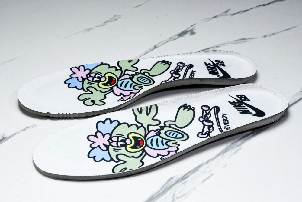 SB Dnk Low x Verdy 'Visti' - Image 15