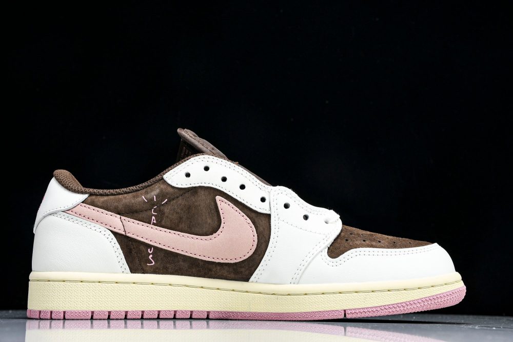 Travis Scott AJ1 Retro Low OG 'Dark Pony' - Image 3