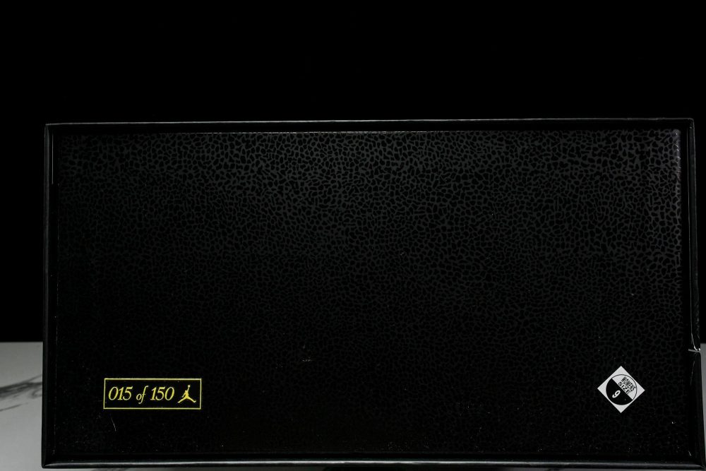 AJ4 Retro 'Manila' (Special Box) - Image 33